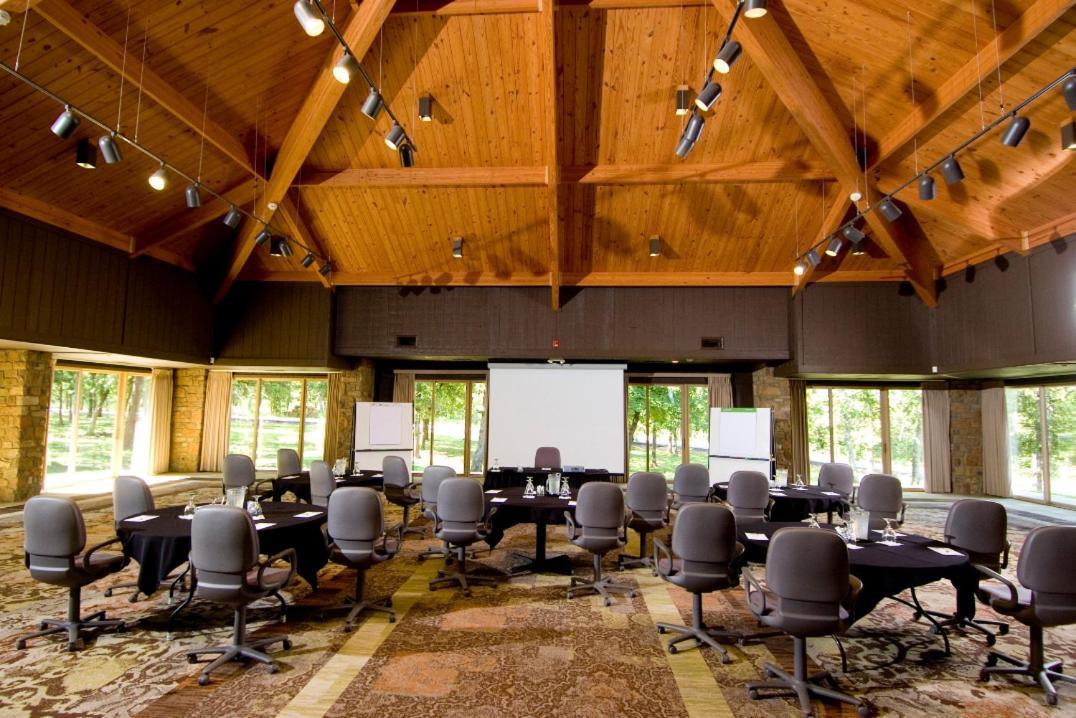 Postoak Lodge And Retreat Tulsa Kültér fotó
