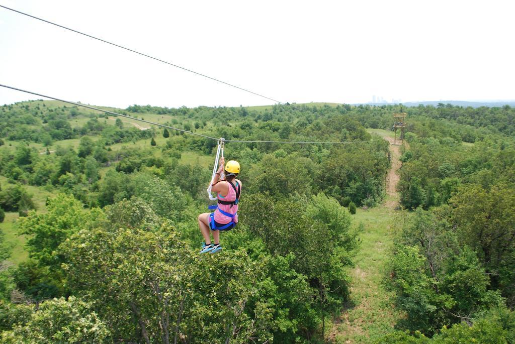 Postoak Lodge And Retreat Tulsa Szoba fotó
